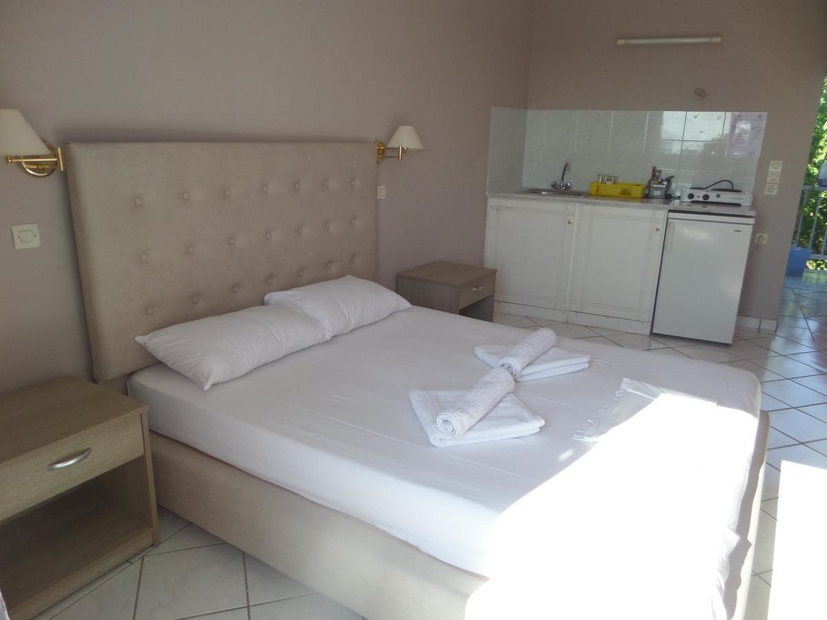 Aparthotel Pansion Tonia Zakynthos Exterior foto